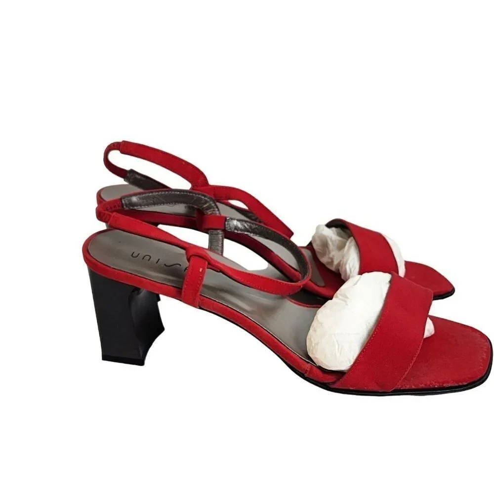 Unisa Red Strappy Size 8B Block Heel Sandals, NEW, Vintage